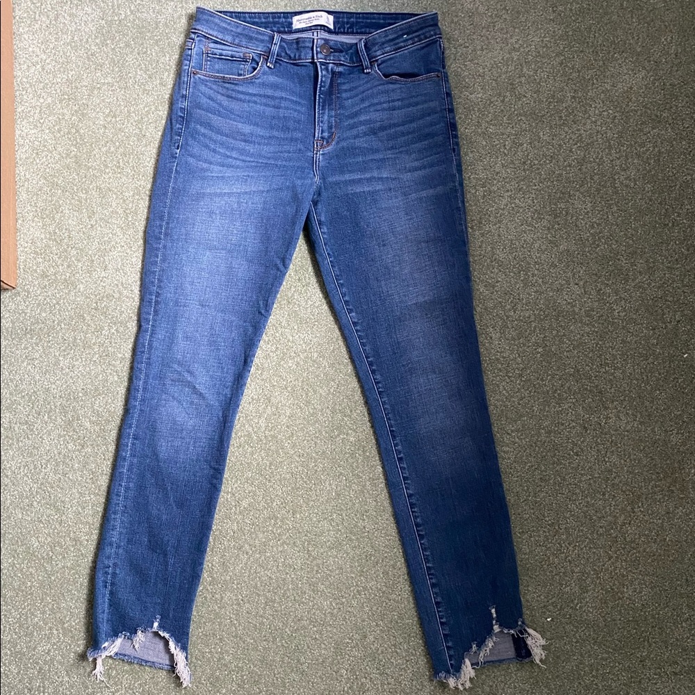 Abercrombie & Fitch Super Skinny Ankle Mid Rise